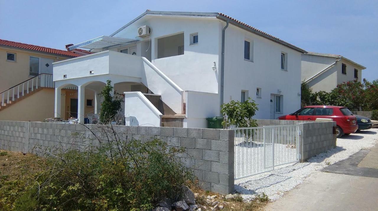 ויר Apartment Nena מראה חיצוני תמונה