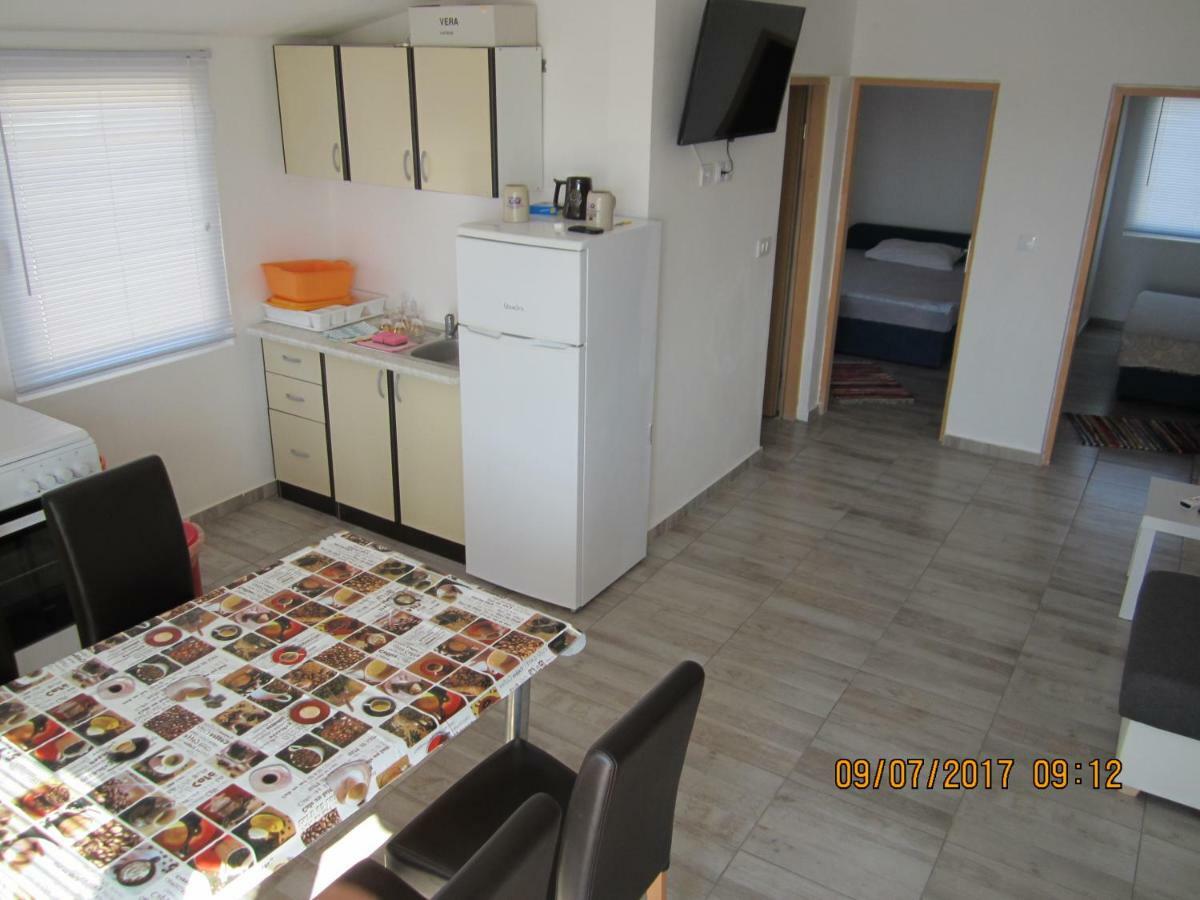 ויר Apartment Nena מראה חיצוני תמונה